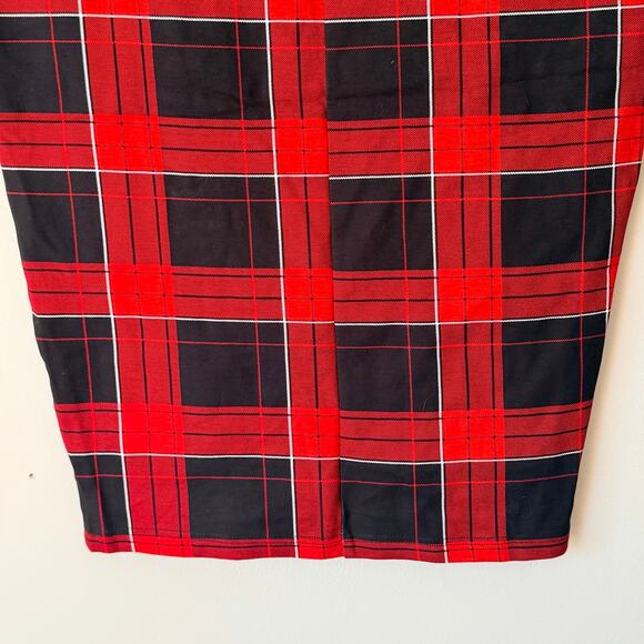 Torrid Skirt Red and Black Plaid Size 1X - Picture 11 of 11